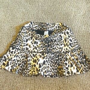 Dona Jo - size 2 - leopard print tennis pickleball skirt